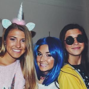 Meet your Posher, Elizabeth